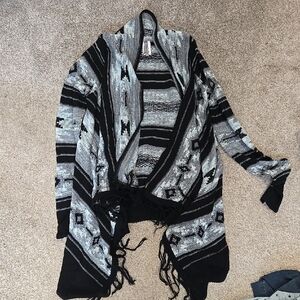 Black and Gray Patterned Women's Sweater